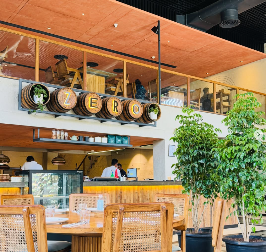 Zero Restaurant & Lounge